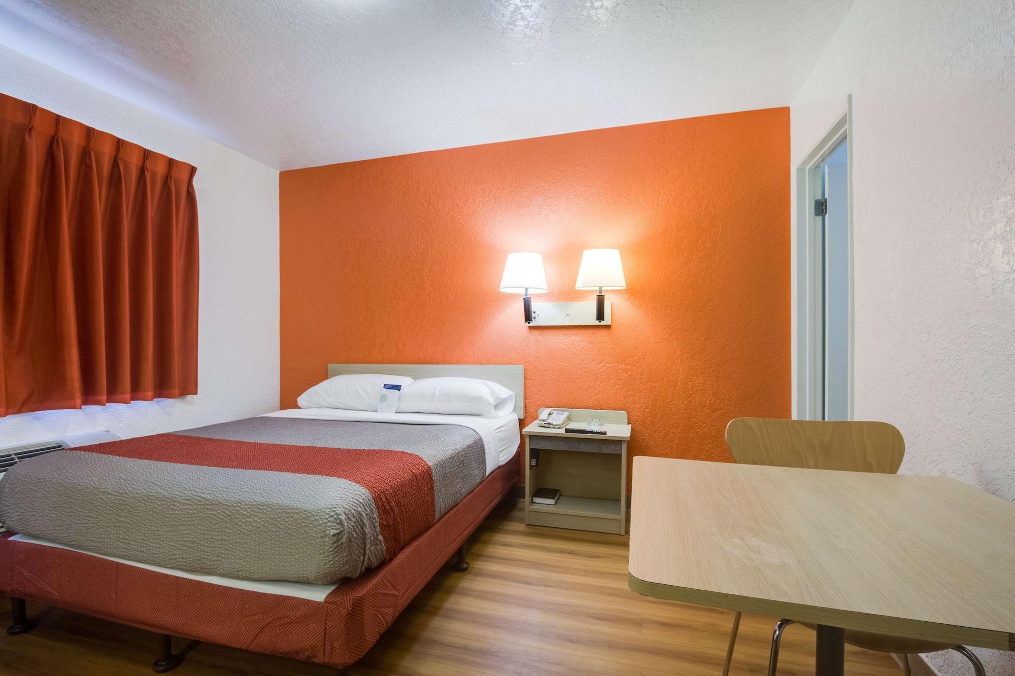 Park Inn By Radisson, Lakewood Ngoại thất bức ảnh