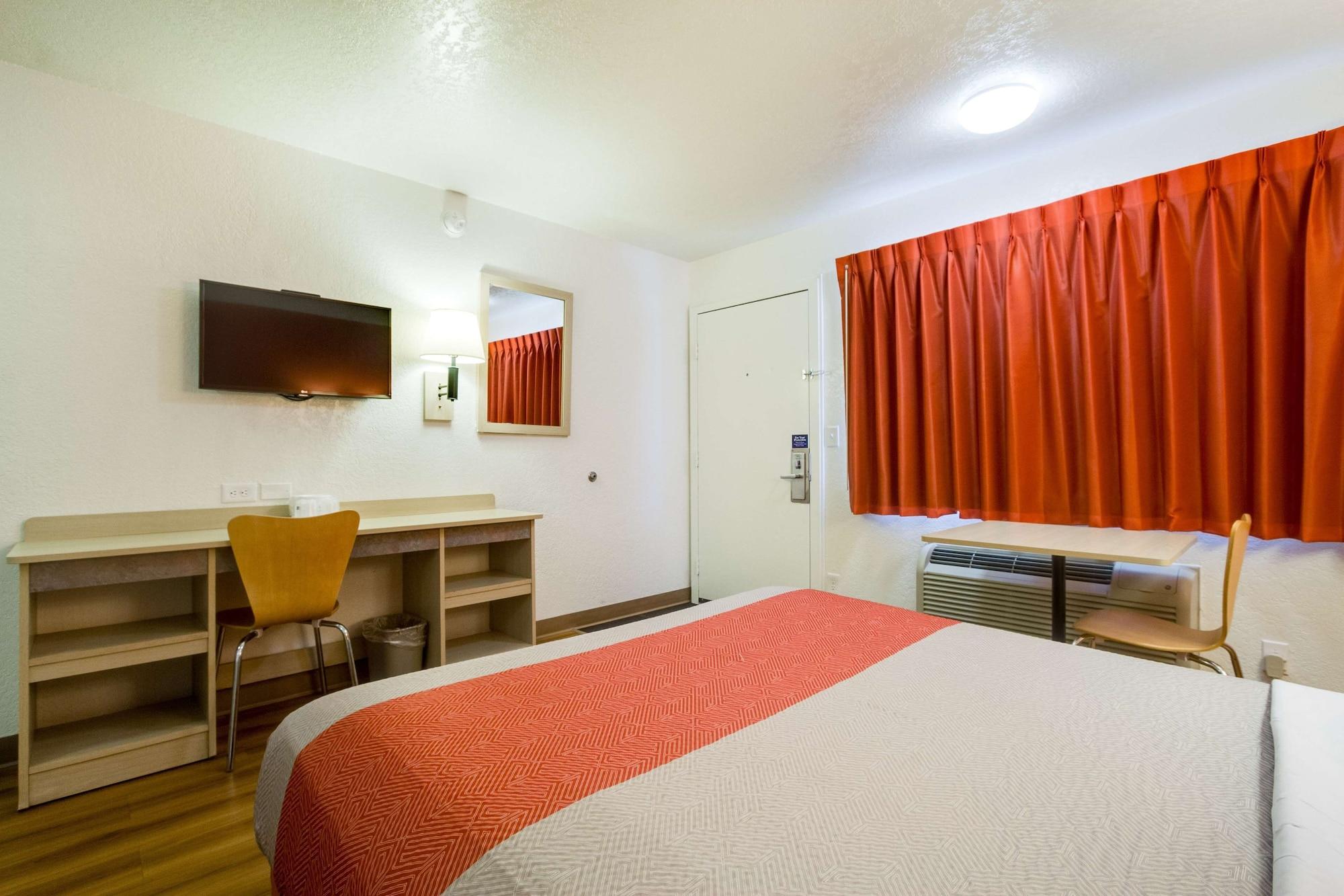 Park Inn By Radisson, Lakewood Ngoại thất bức ảnh