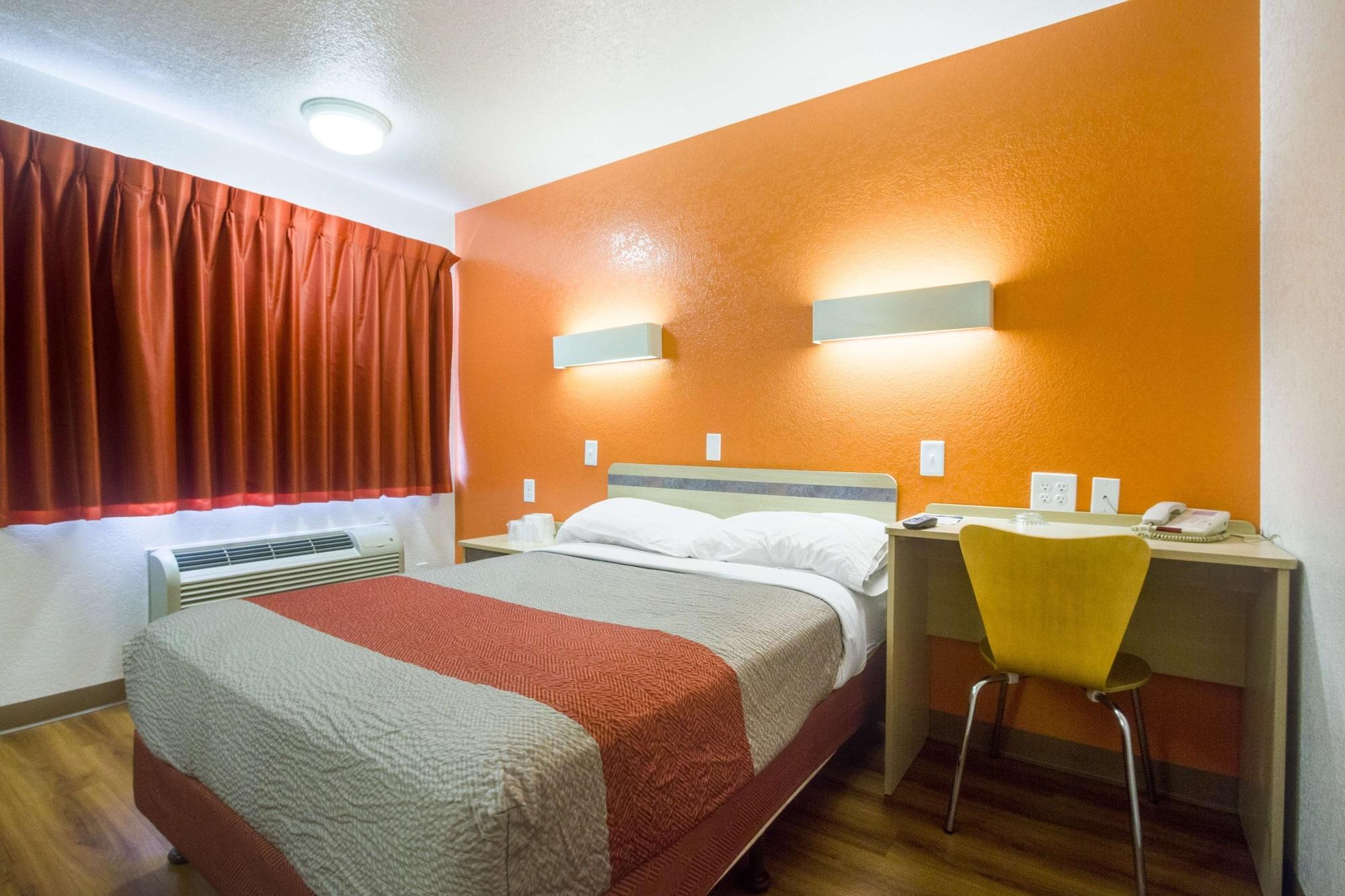 Park Inn By Radisson, Lakewood Ngoại thất bức ảnh