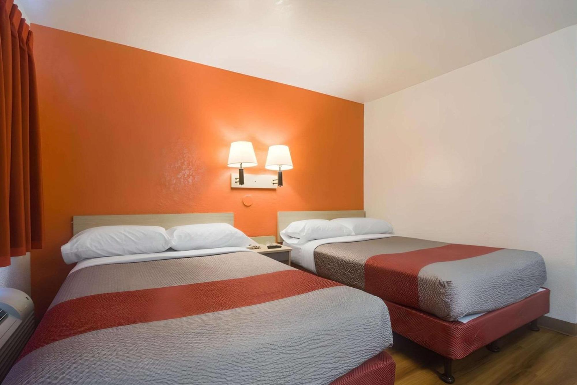 Park Inn By Radisson, Lakewood Ngoại thất bức ảnh